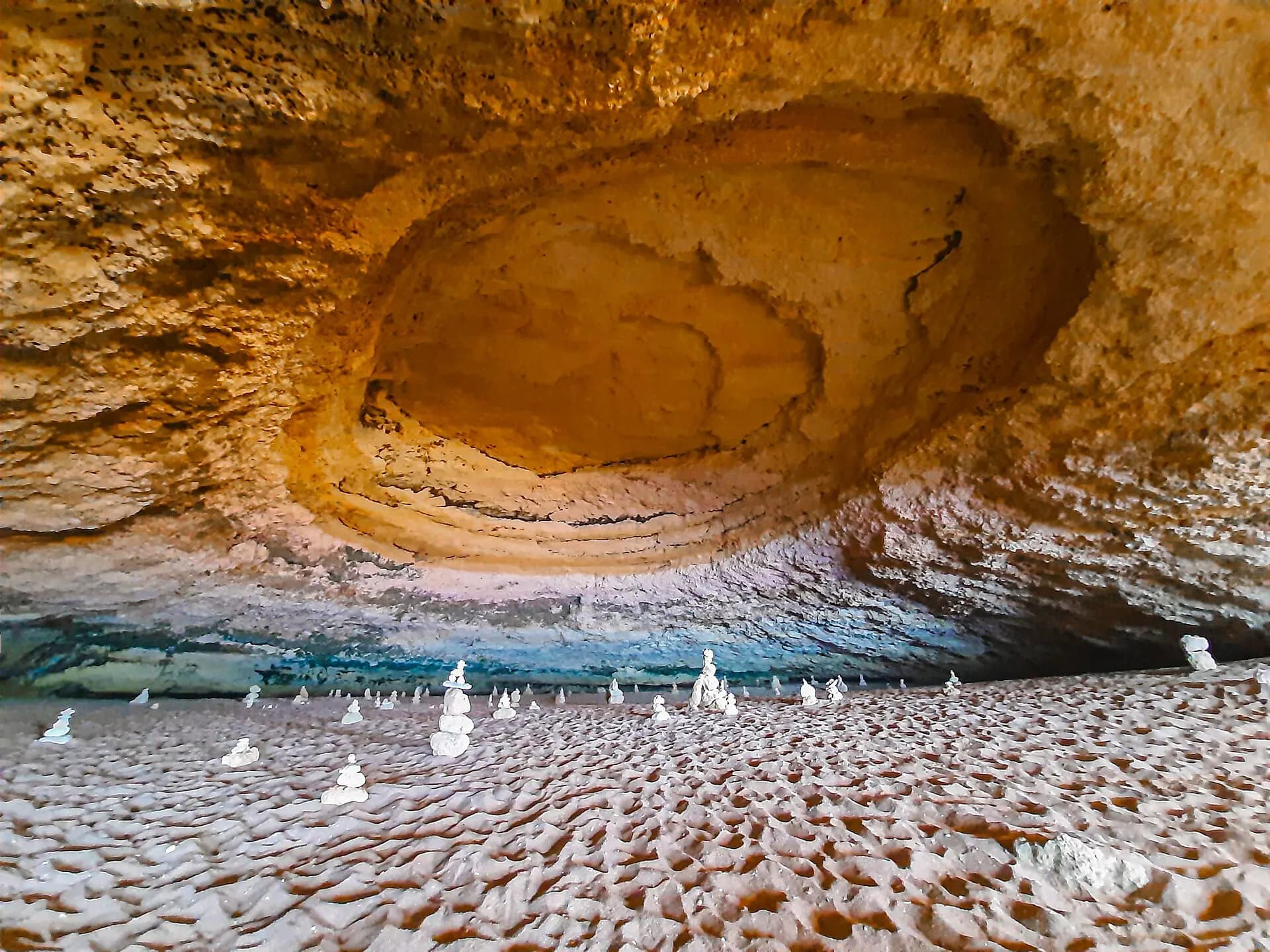 Algar de Benagil, O Algarve 20210713 111259 (51615818880)