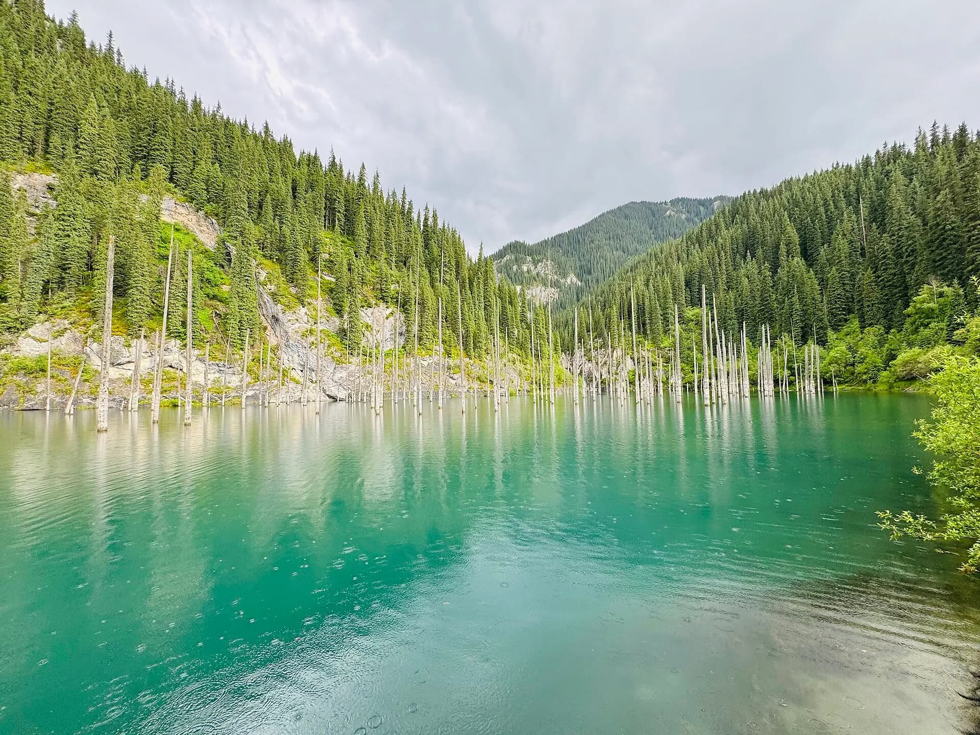 Kaindy lake after rain