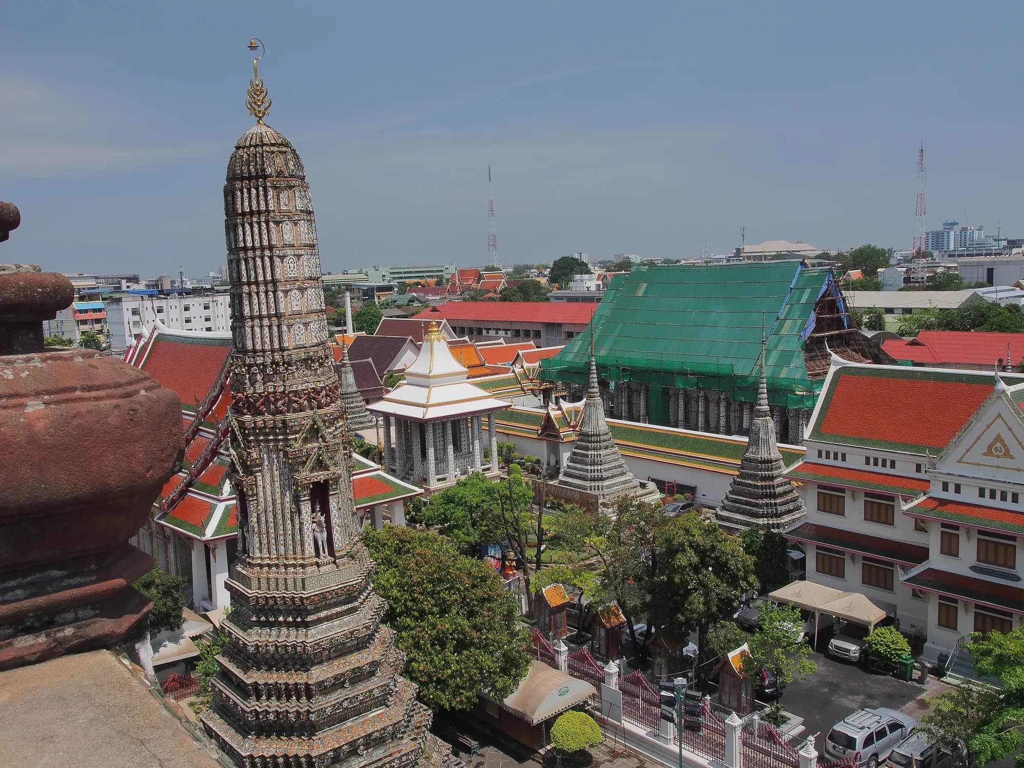Bangkok along the Chao Phraya and Wat Arun (14881746317)