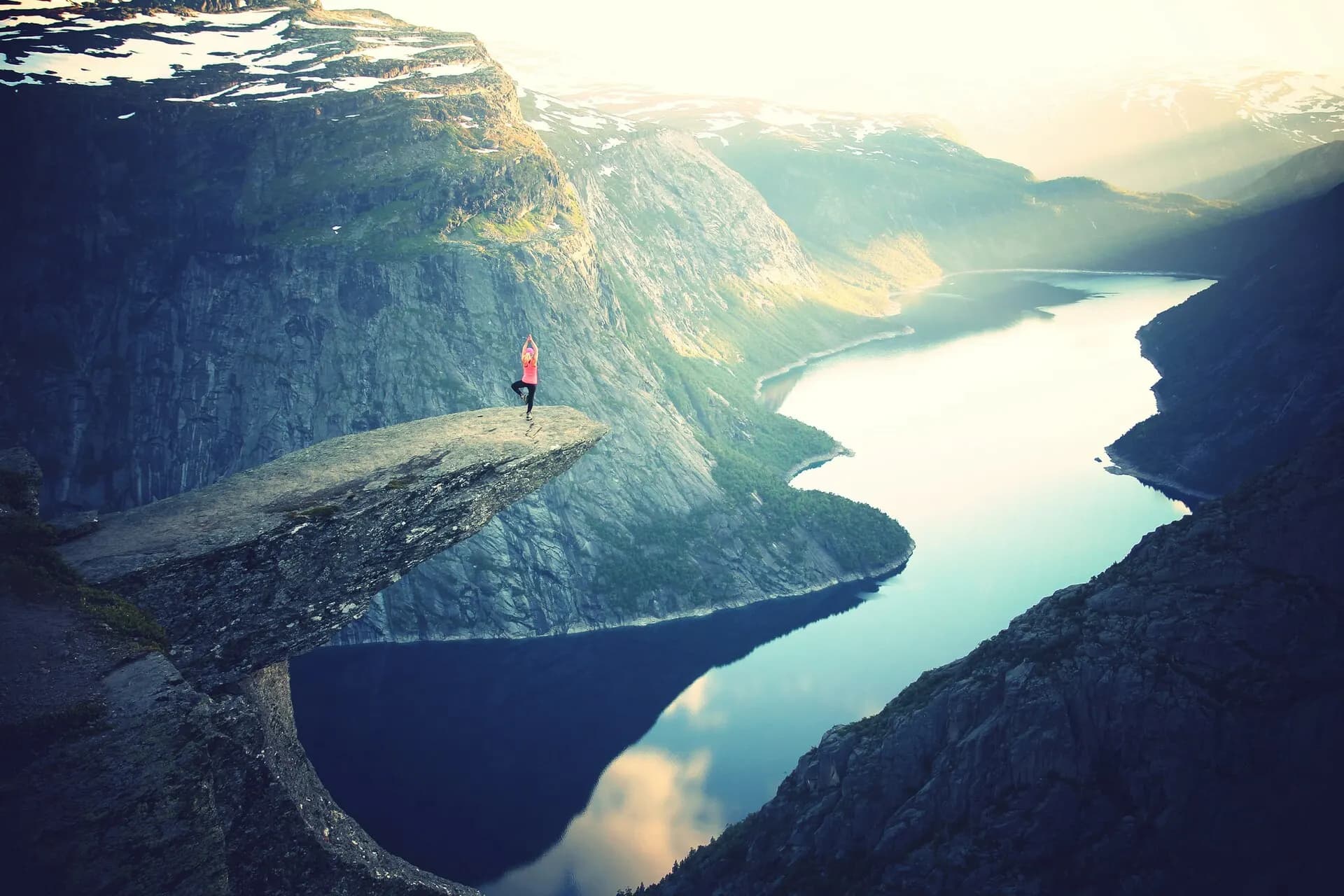 Trolltunga, Norway (Unsplash asct7UP3YDE)