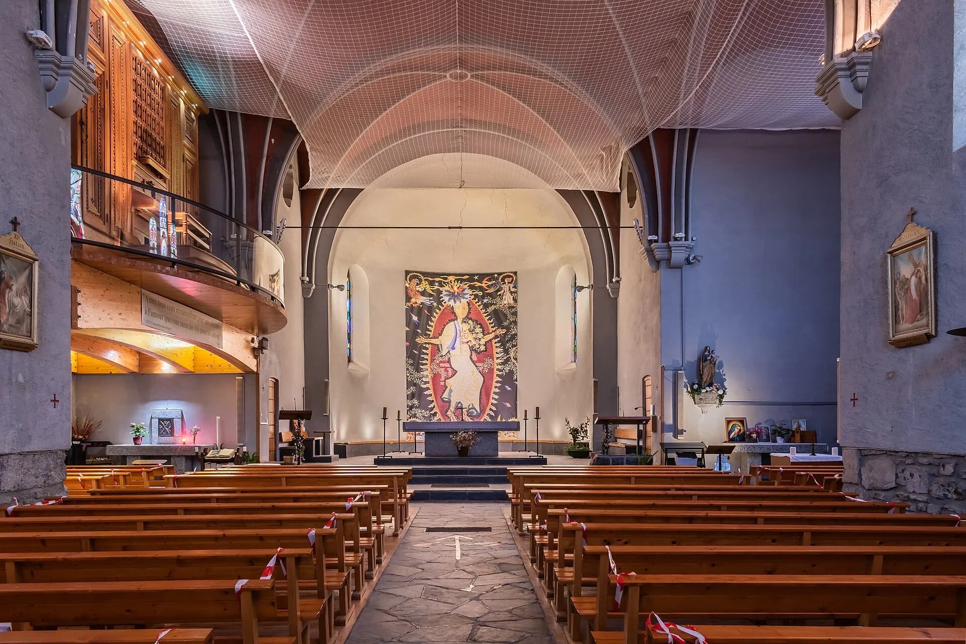 Nativity of the Virgin Mary church in Les Gets 09
