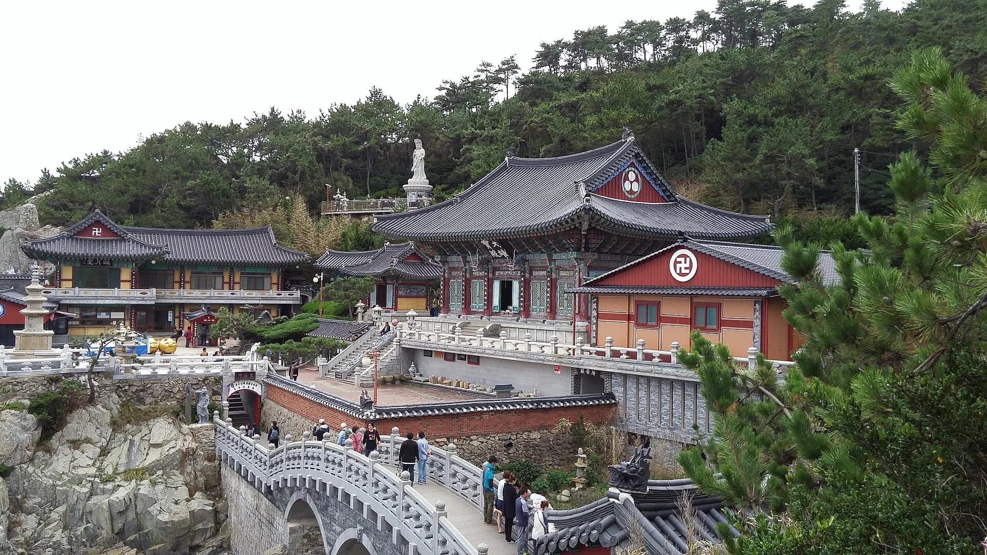 Haedong Yonggungsa Temple near Busan