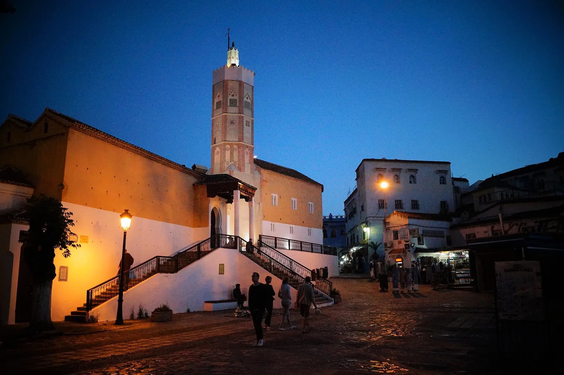 Plaza Uta Hamam 02