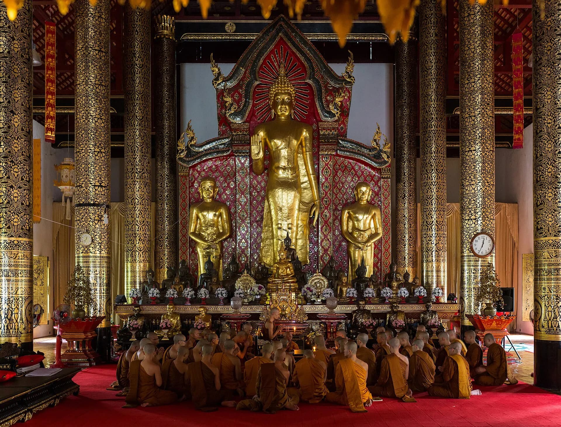 Wat Chedi Luang Assembly Hall, Chiang Mai, Thailand - Diliff