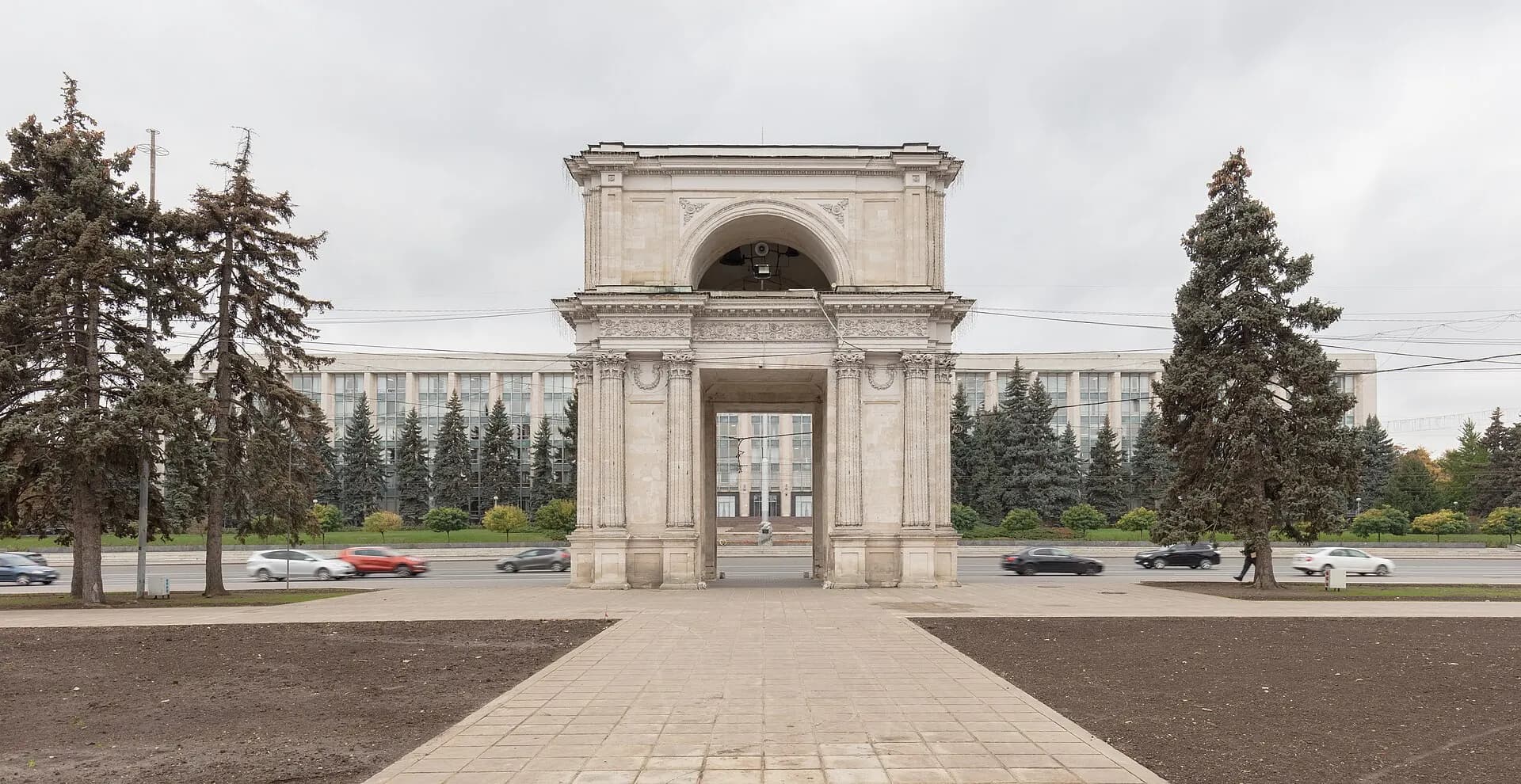 Arco del triunfo, Chisináu, Moldavia, 2023-11-03, DD 28