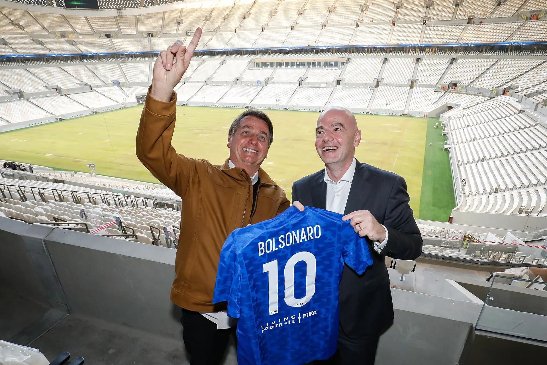 17 11 2021 - Visita ao Estádio Lusail (51688281780)