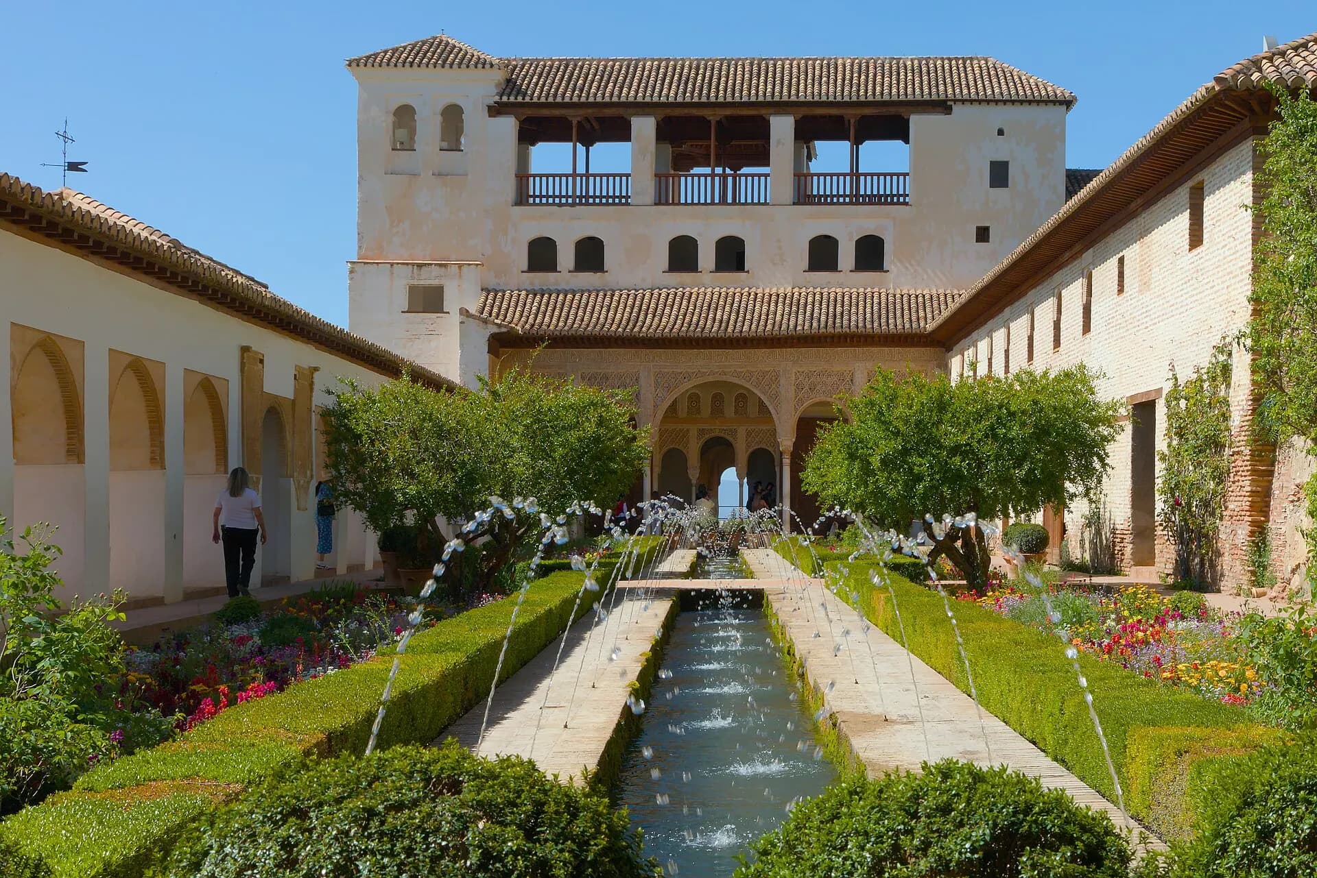 Granada - Generalife - Patio de la Acequia - 1