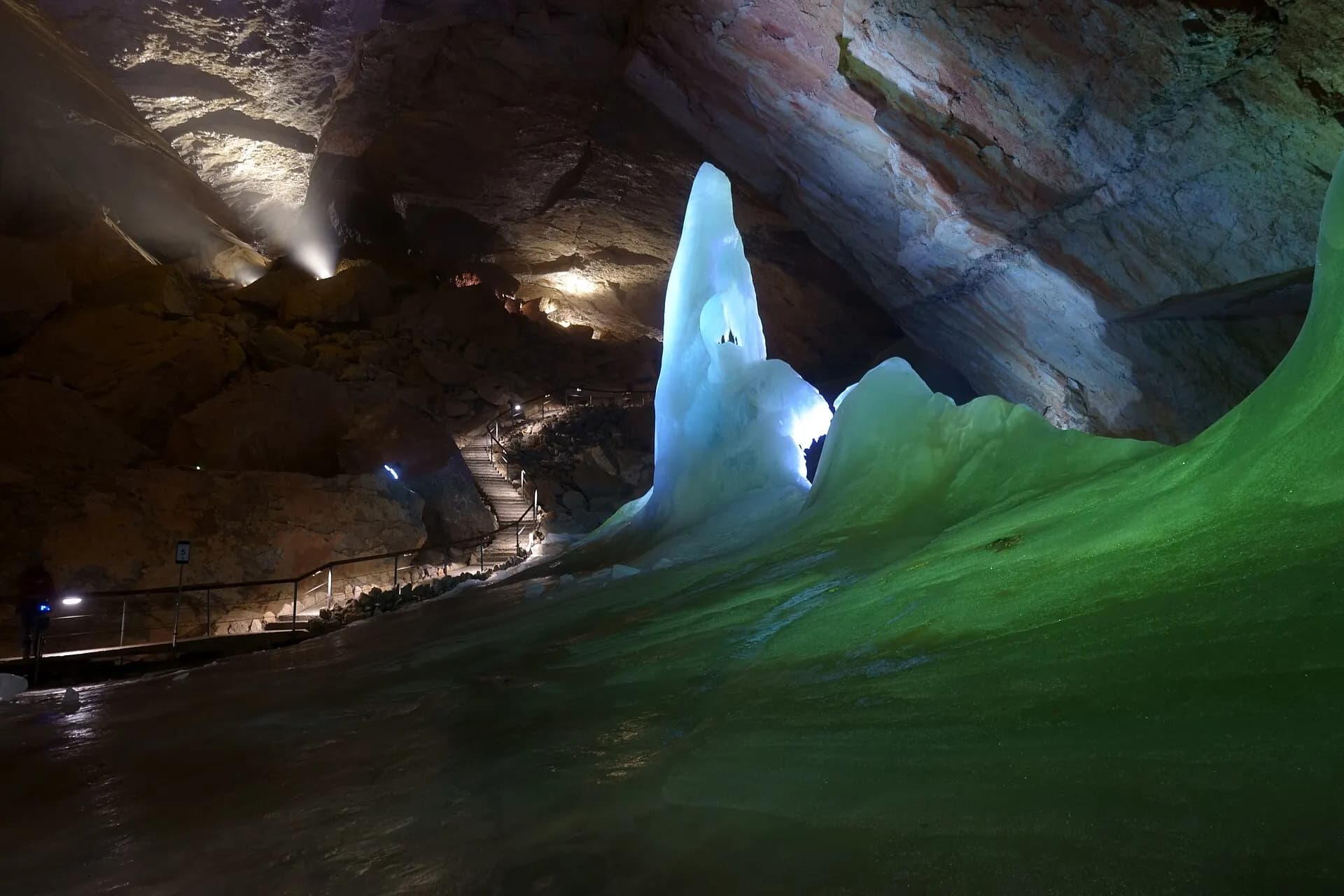 Dachstein Rieseneishöhle Parzifaldom 20210918