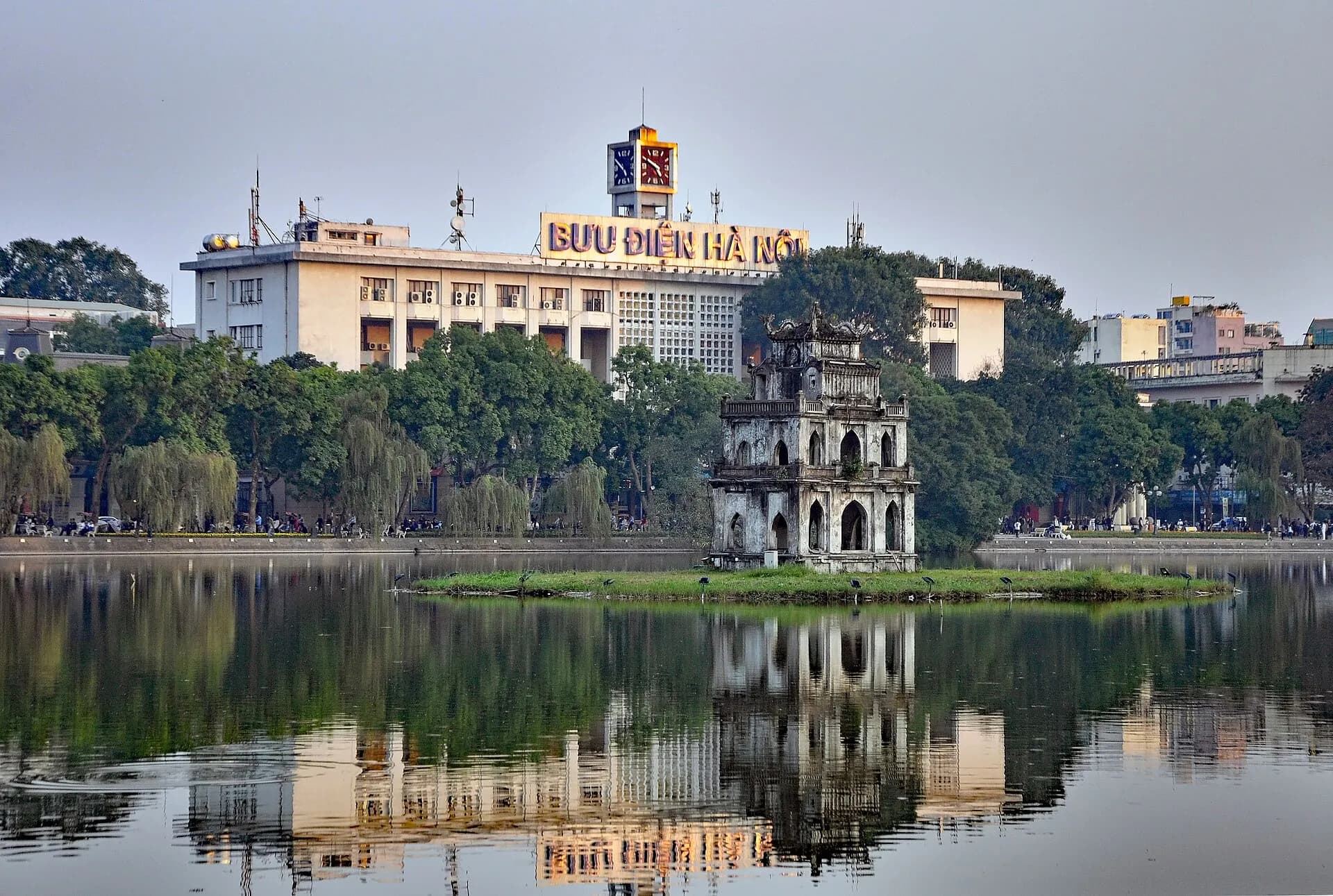 Hanoi - Turtle Tower (Tháp Rùa), Hoàn Kiếm Lake