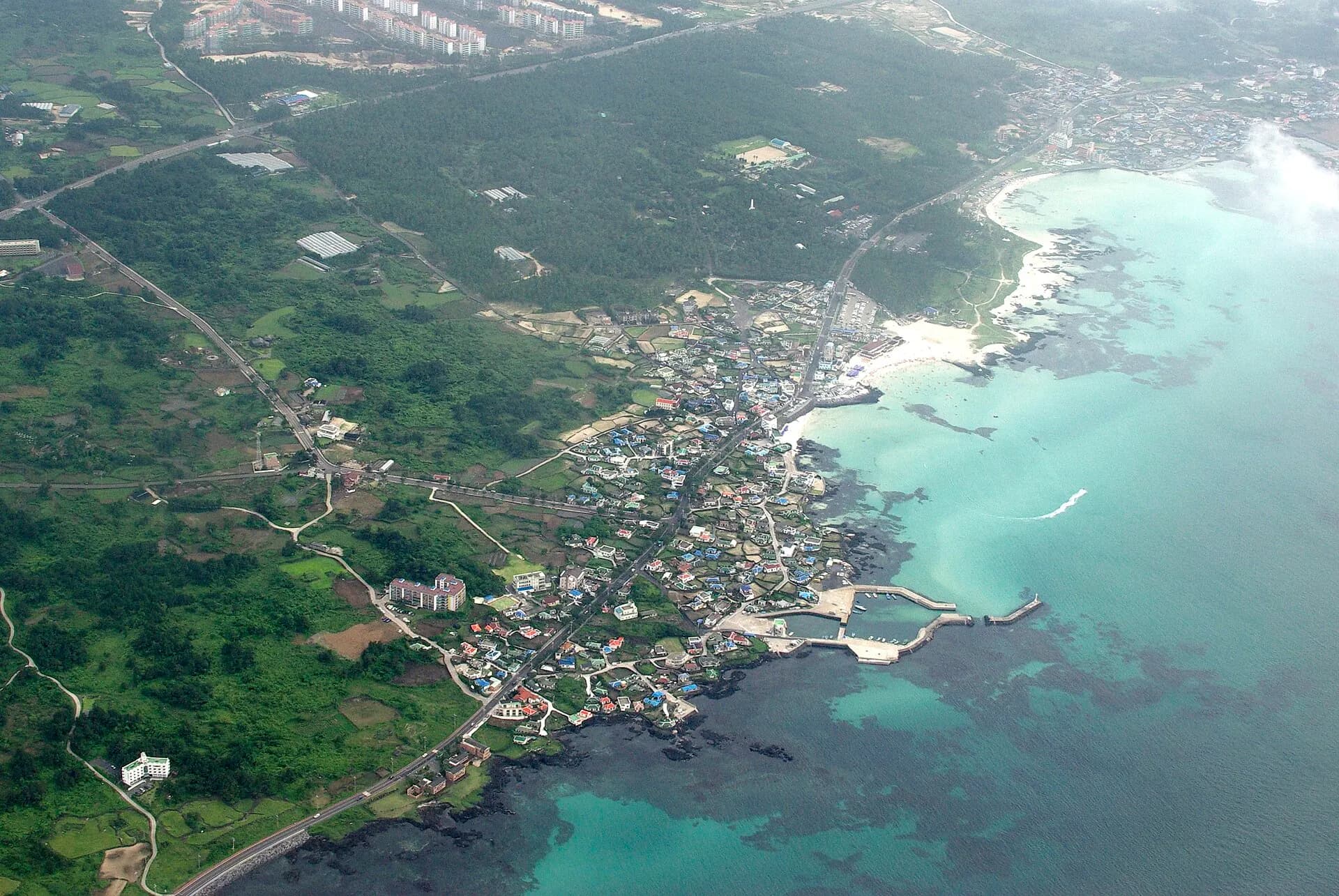 Hyeopjae Beach