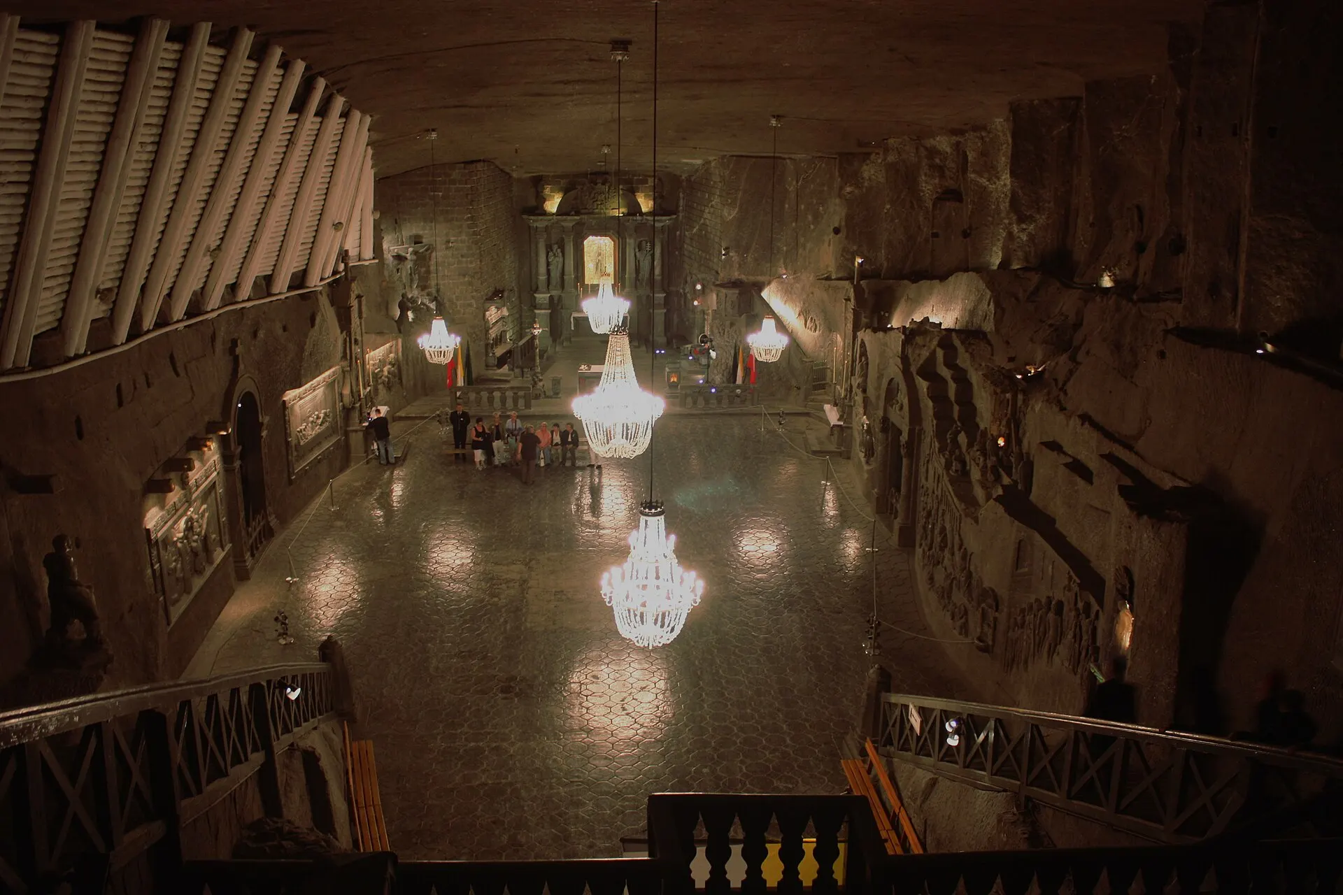 202207 Holy Cross Chapel in Wieliczka Salt Mine 01