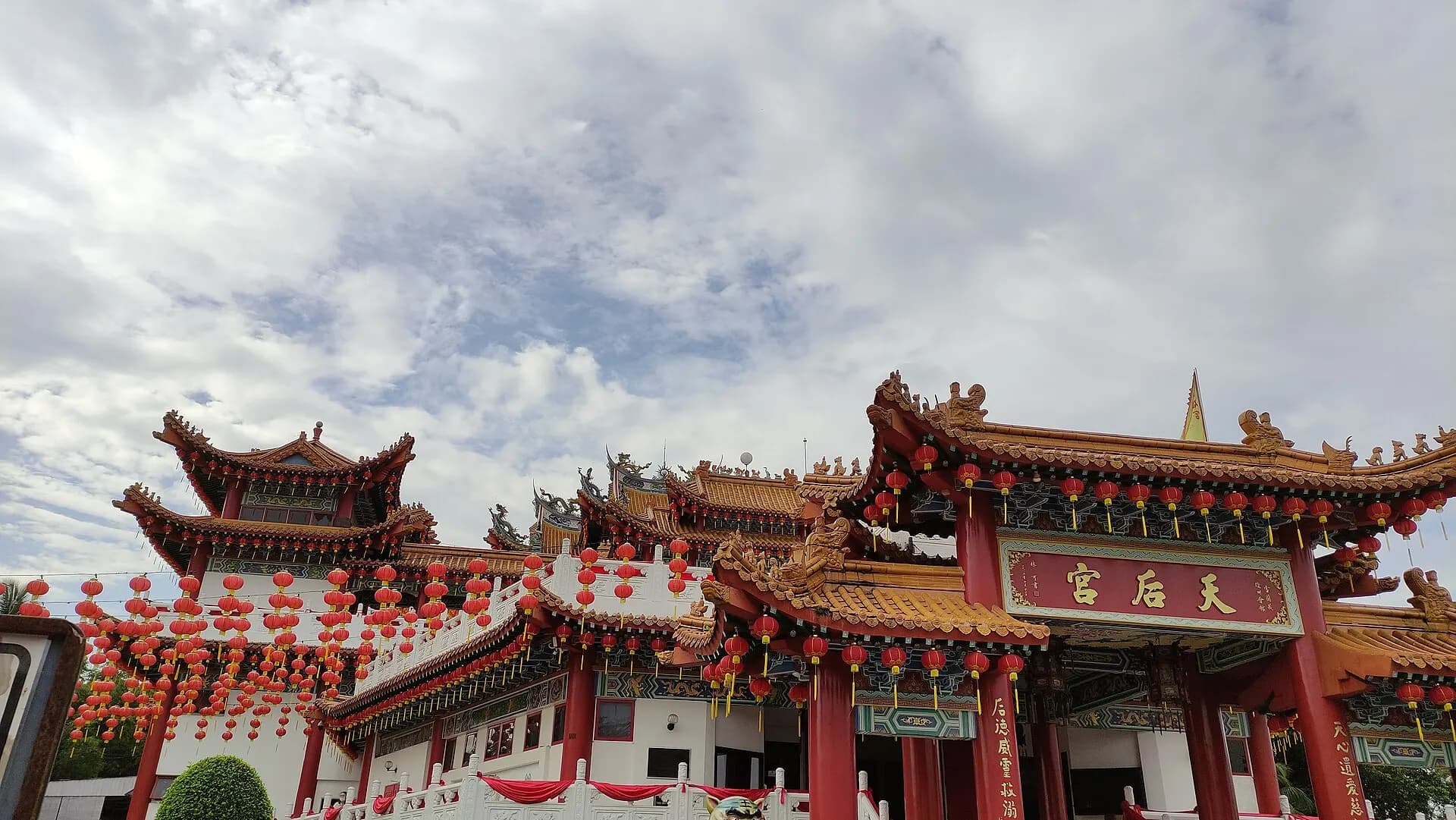Thean Hou Temple in Kuala Lumpur, Malaysia (3)