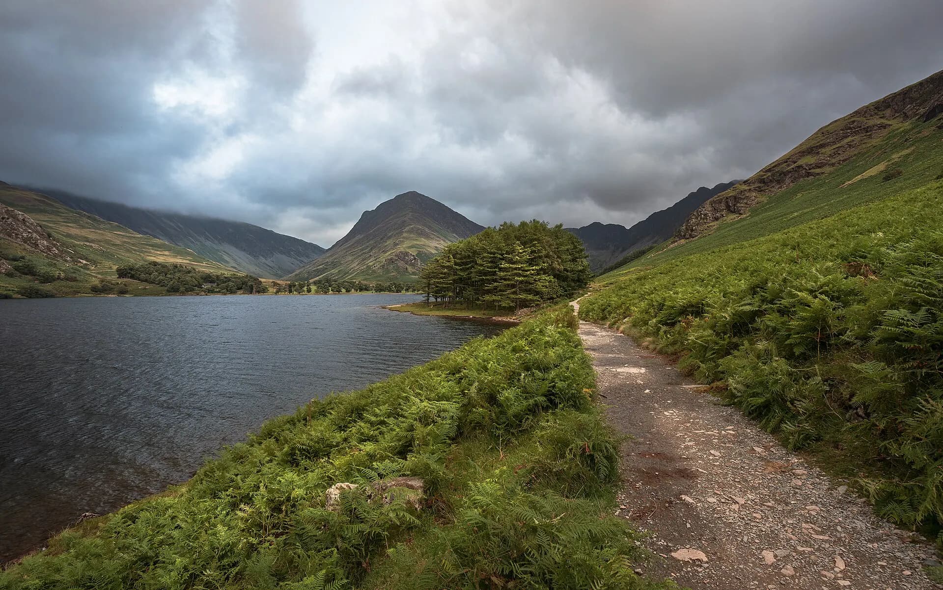 Buttermere Shore Fleetwith Pike 2021