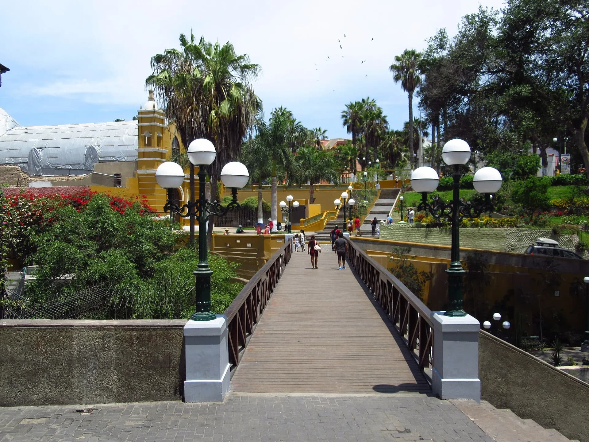 2017 Lima - Puente de los suspiros en la Bajada de Baños