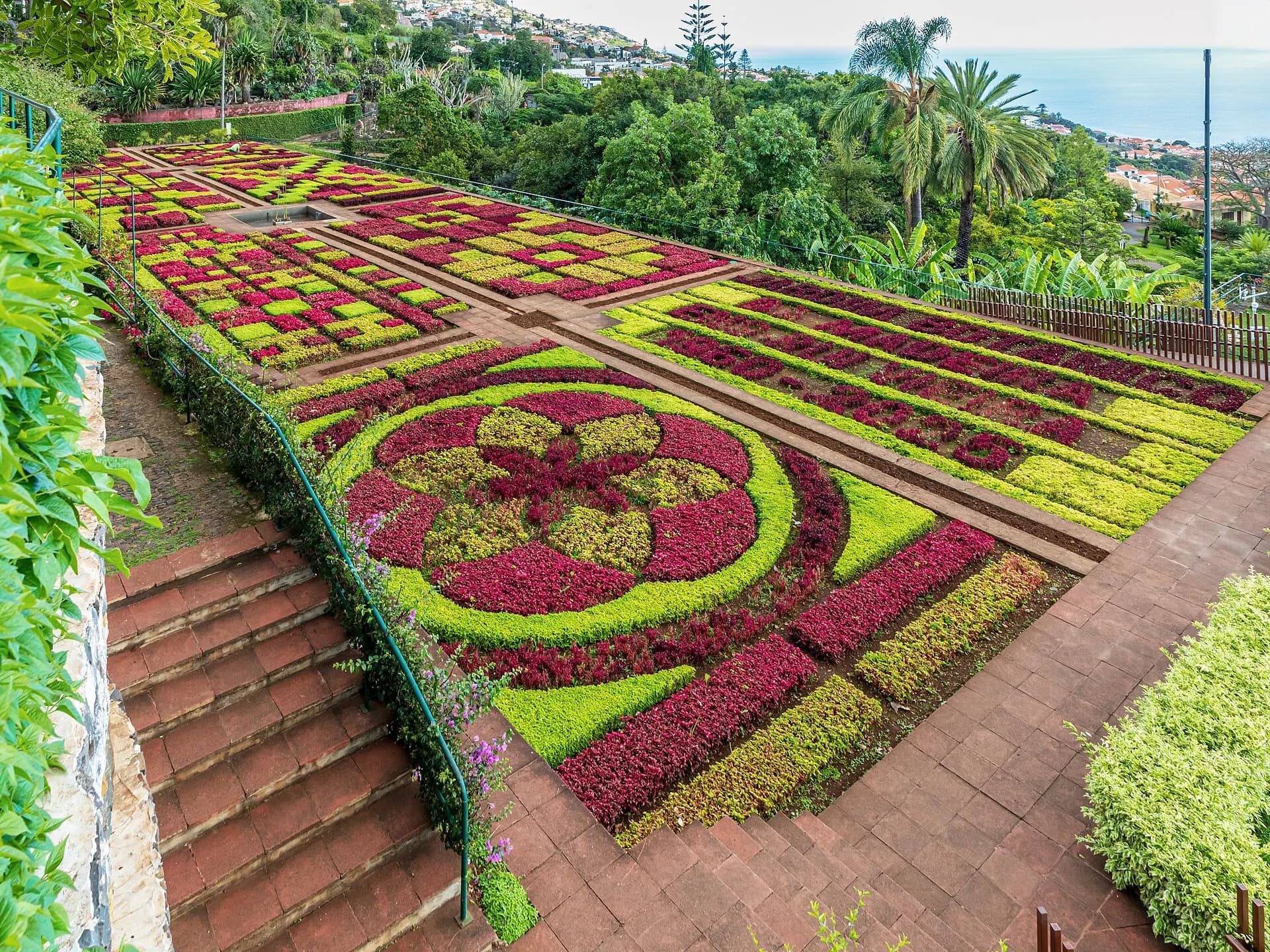 Santa Maria Maior (Madeira, Portugal), Jardim Botânico da Madeira, Choreographierter Garten -- 2025 -- 1836