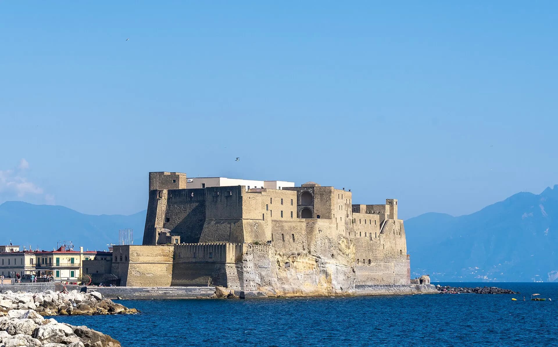 Castel dell' Ovo