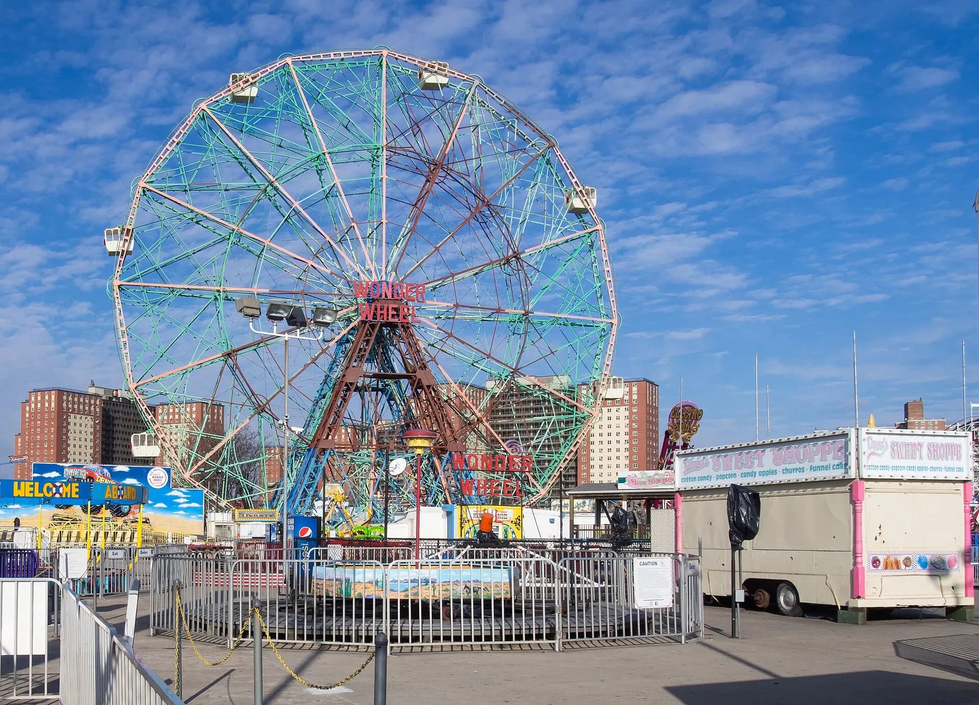 Wonder Wheel off-season 1