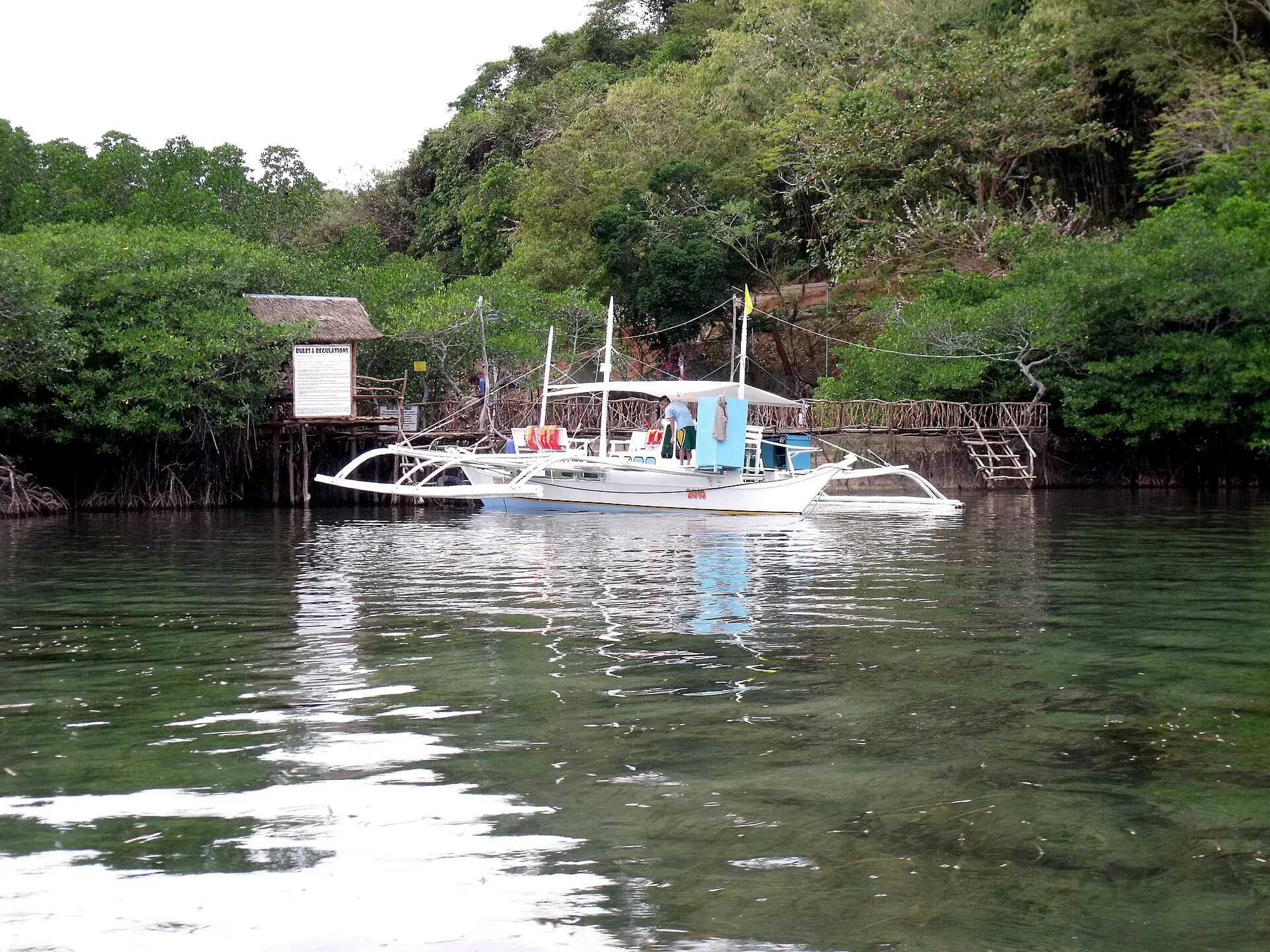 Pier of Maquinit Hot Springs, Coron, Philipppines - panoramio