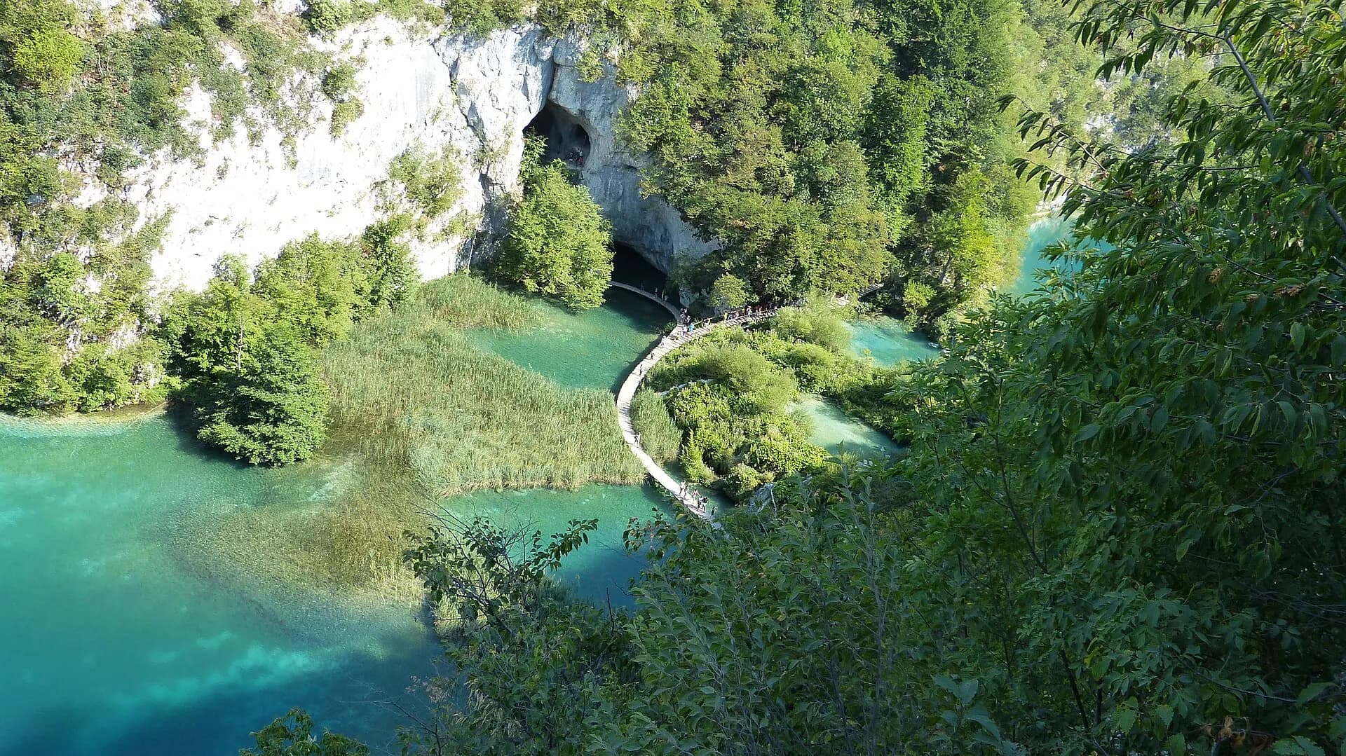 Plitvice Lakes National Park - View5