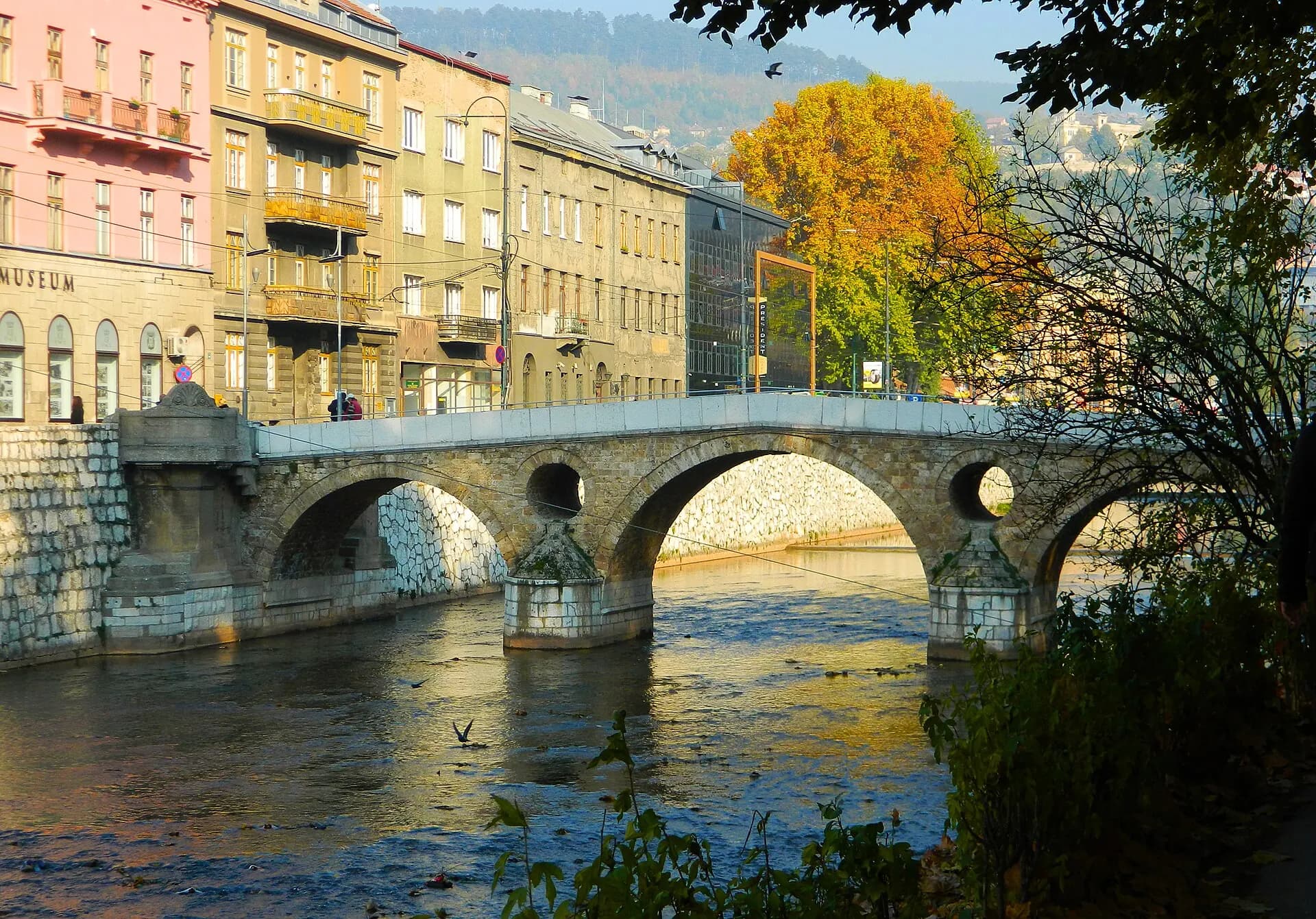 Latin Bridge 02 (22757259615)