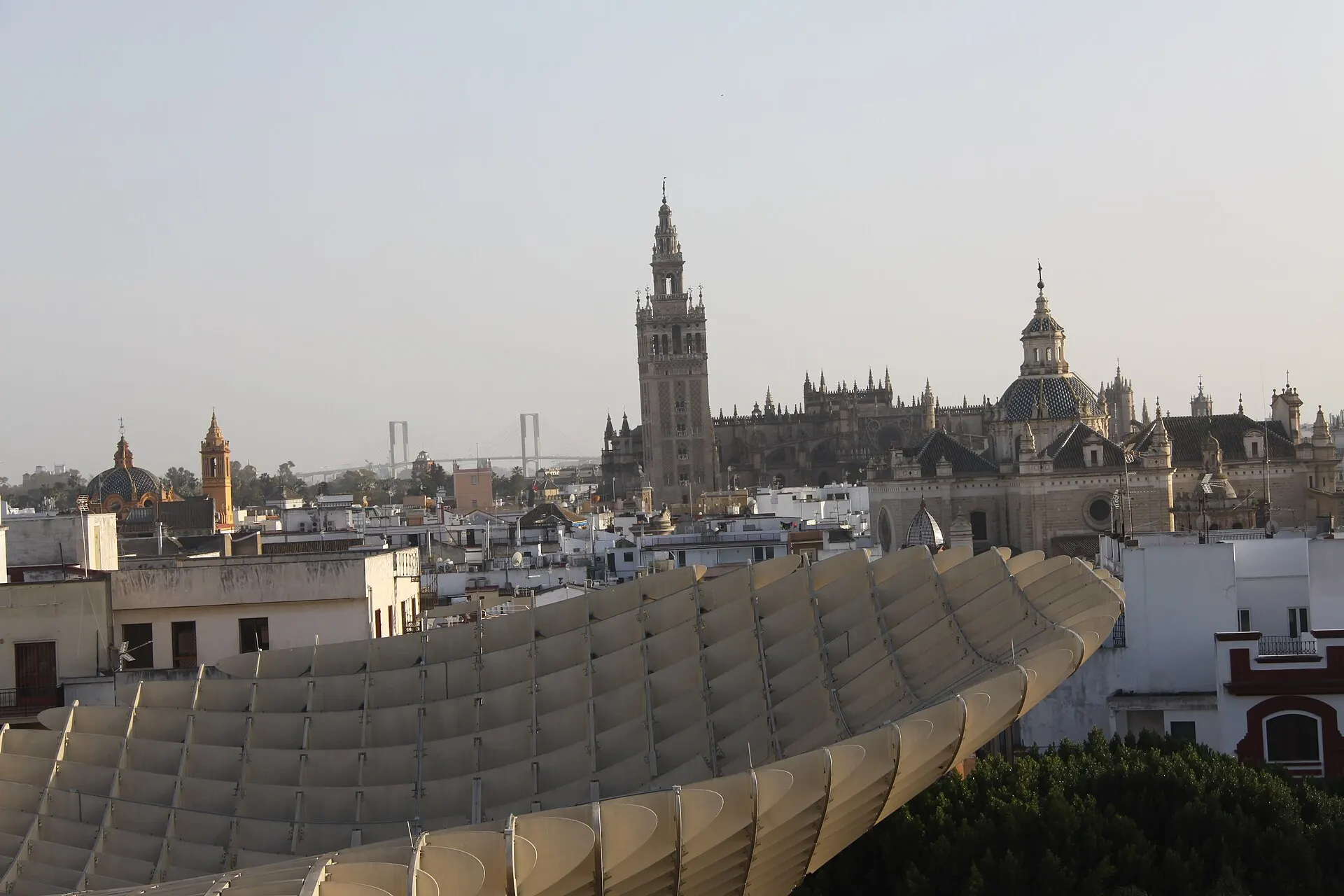 La Giralda desde "Las Setas" - panoramio