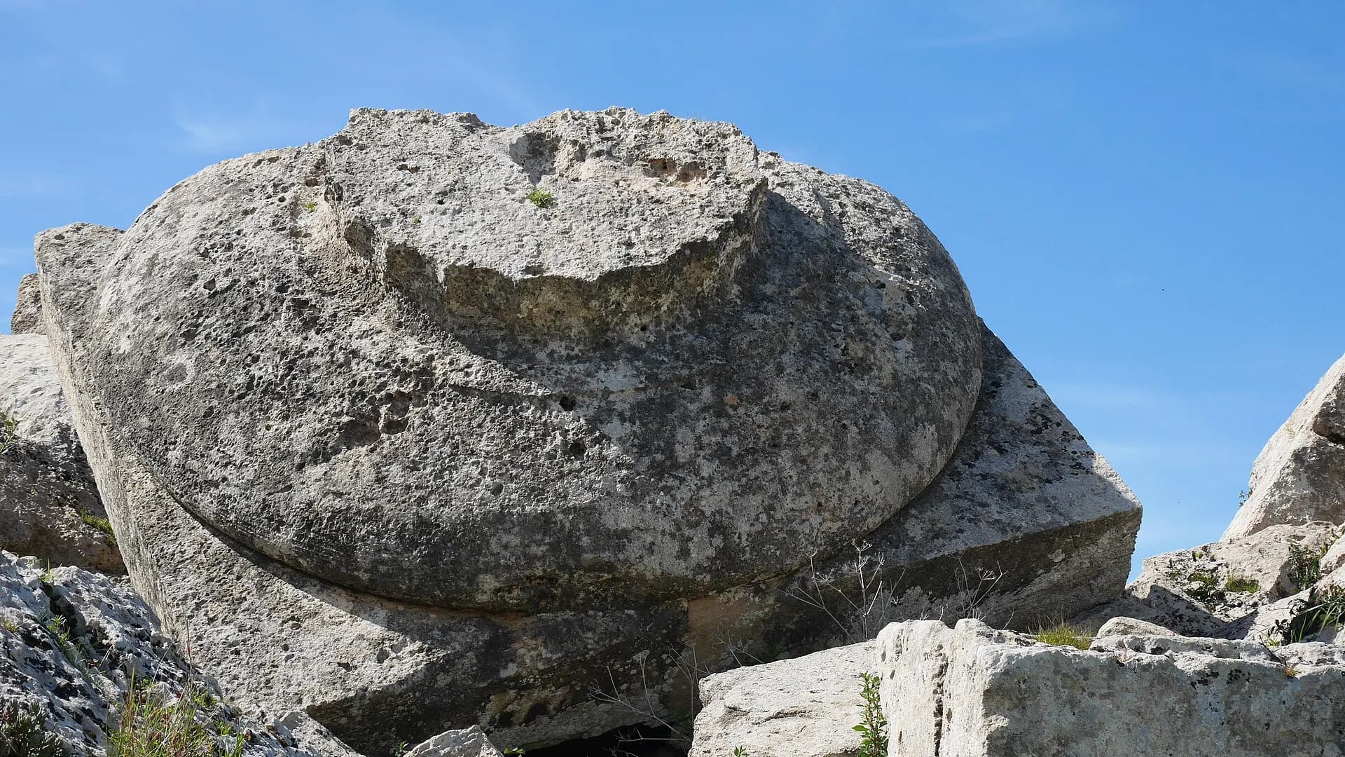 Temple E (Selinunte) basis