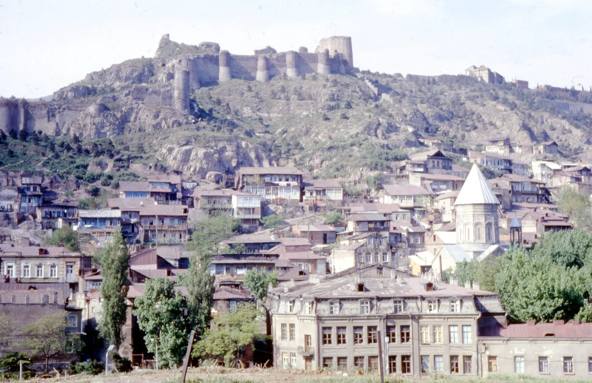 Hammond Slides Tbilisi, old town and Narikala fortress