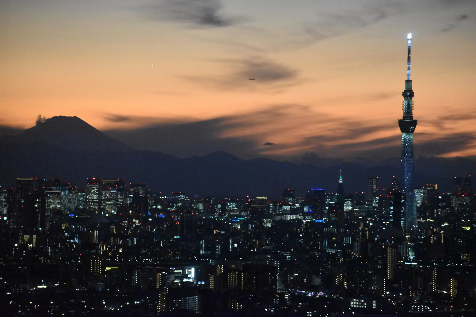 Tokyo - Sunset Skyline