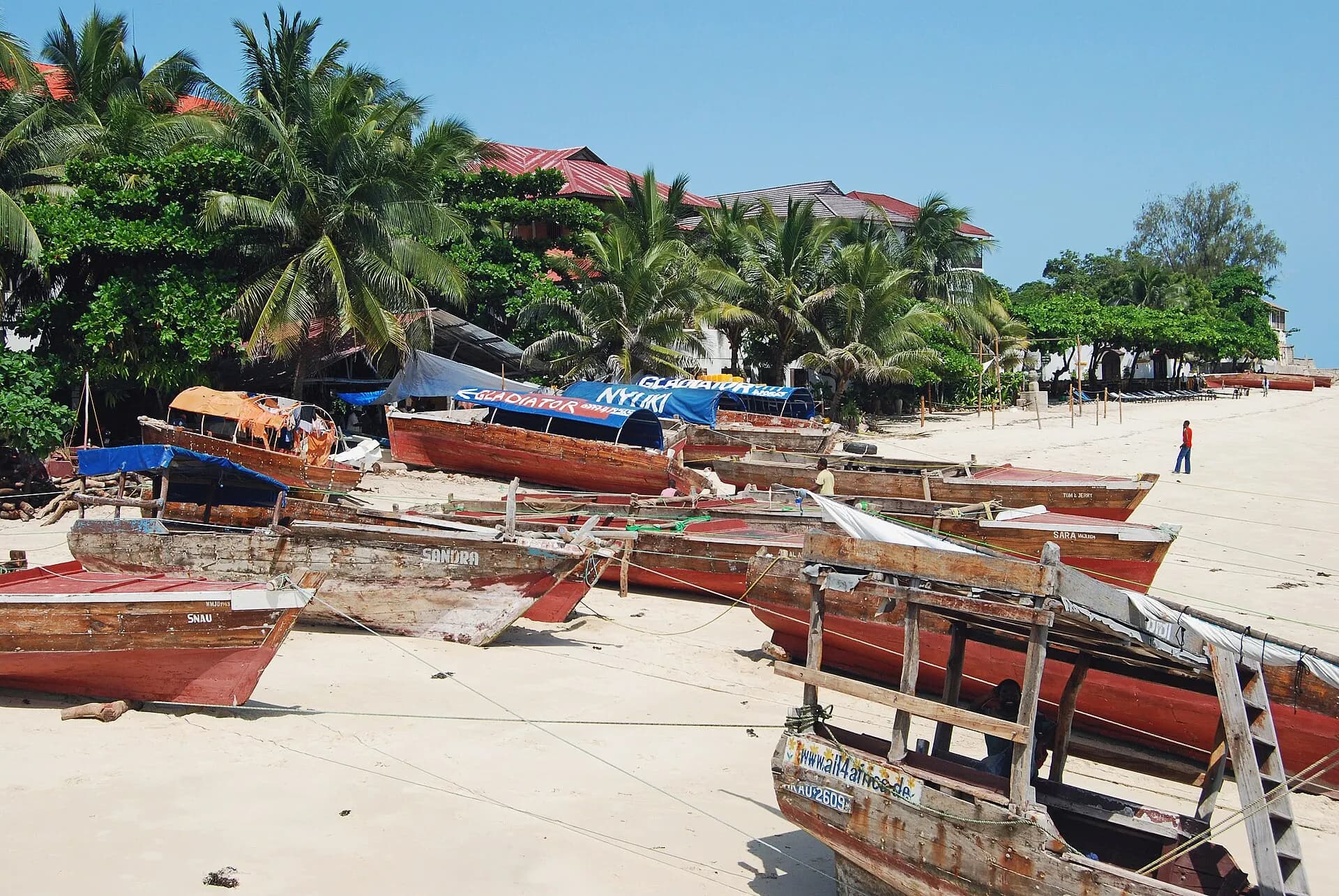 Zanzibar 2012 06 06 4166 (7592264546)